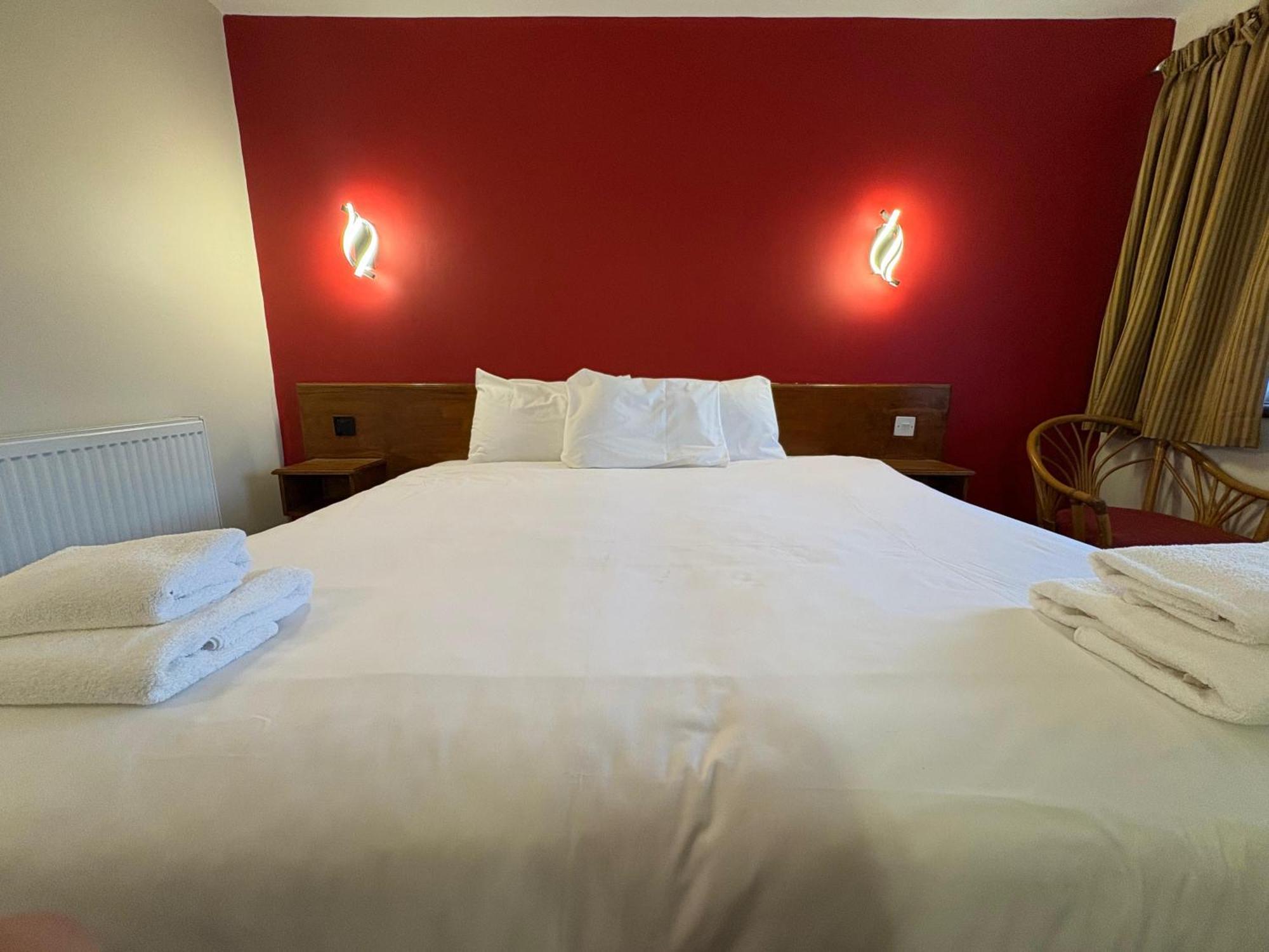 Tollgate Hotel & Leisure Stoke-on-Trent Екстериор снимка