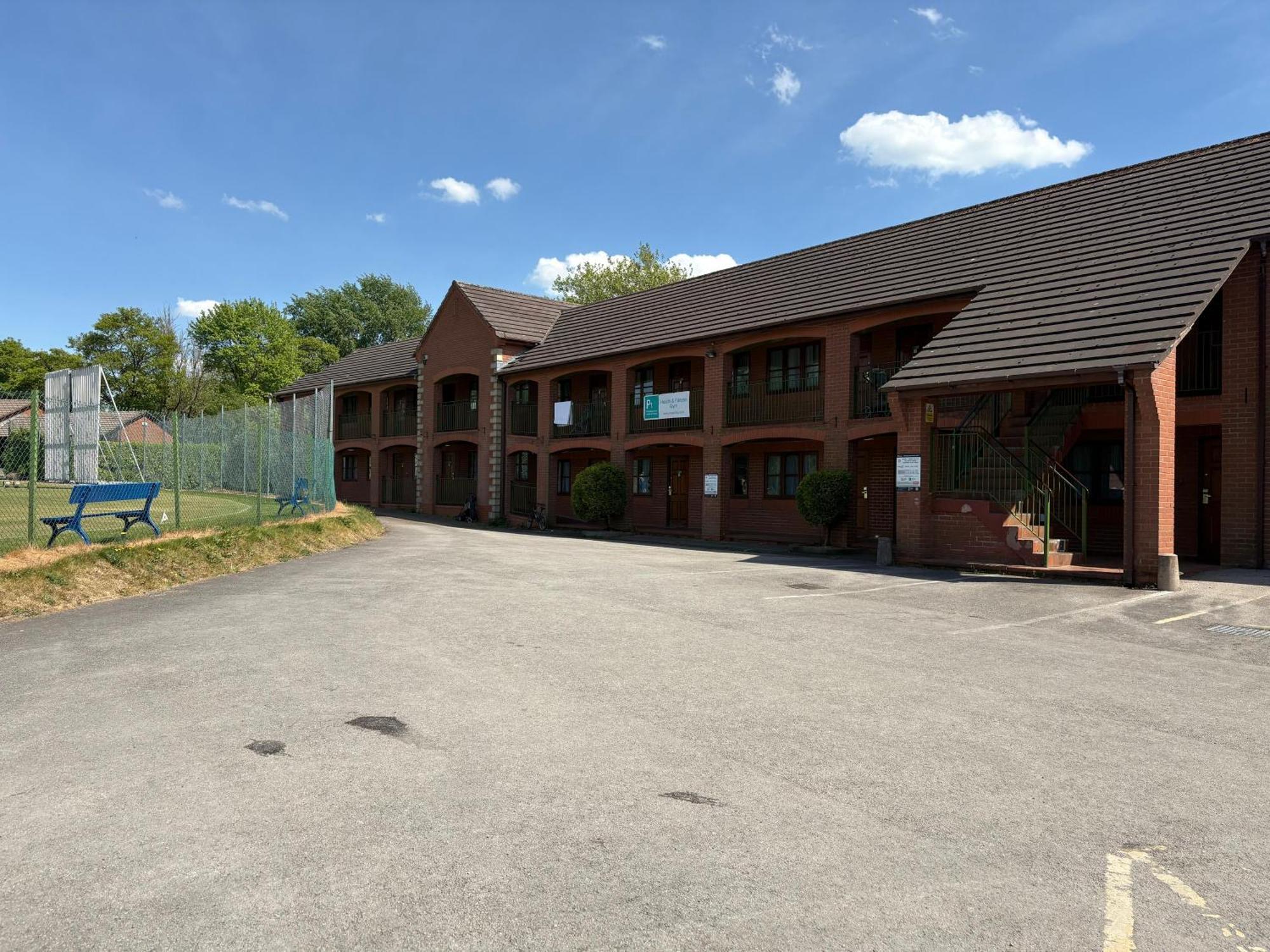 Tollgate Hotel & Leisure Stoke-on-Trent Екстериор снимка