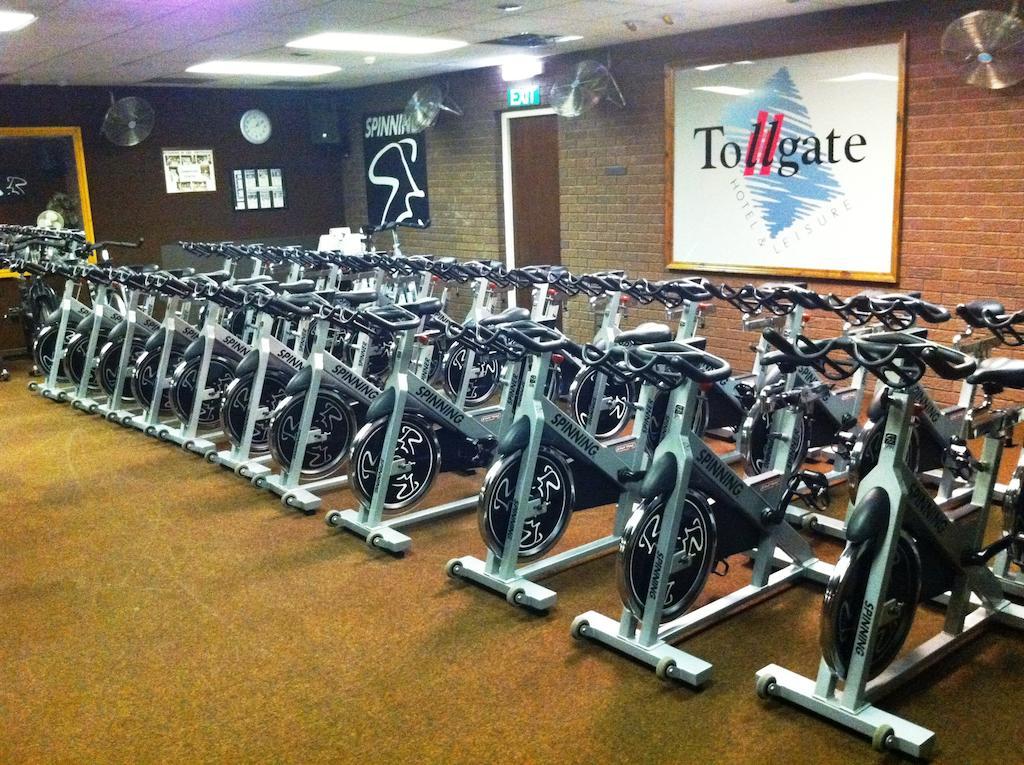 Tollgate Hotel & Leisure Stoke-on-Trent Екстериор снимка